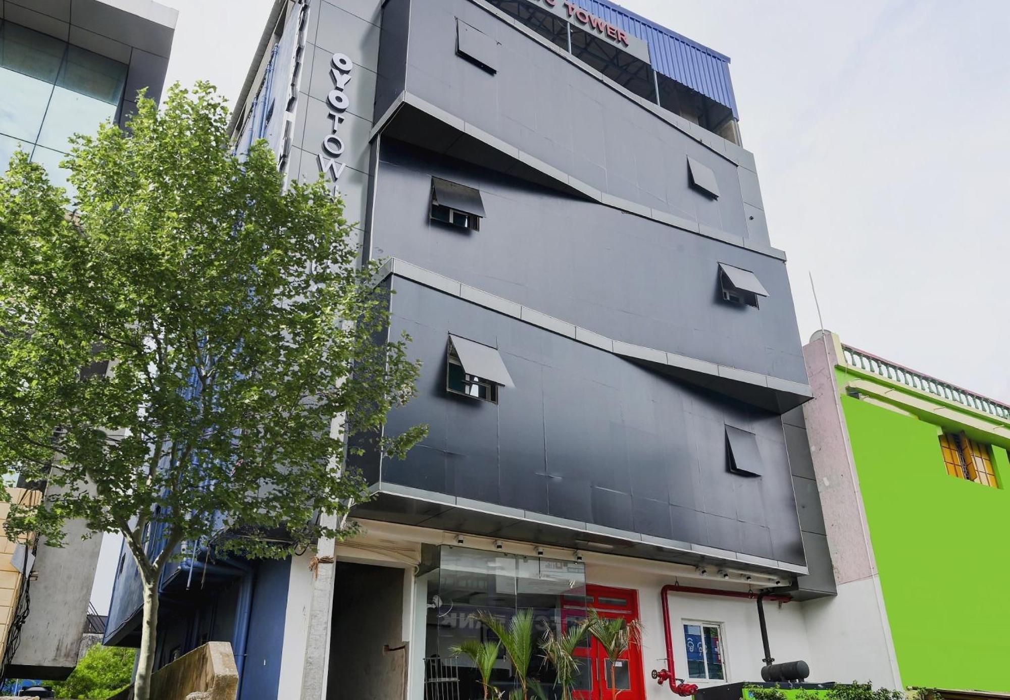 Super Town House Hi5 Aditya International Bhubaneswar Eksteriør billede